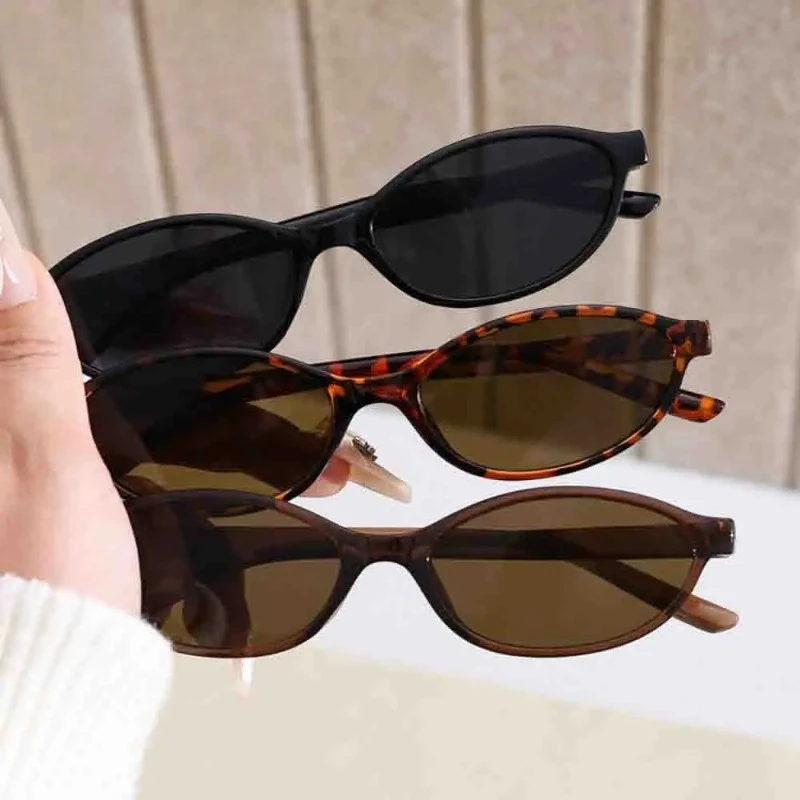 Óculos de sol pequenos e ovais - Designer Sunglasses avaliação e preço